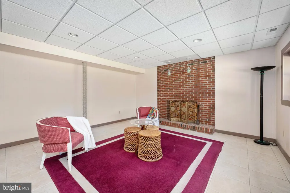279 HARBOR DRIVE Reedville, VA 22539