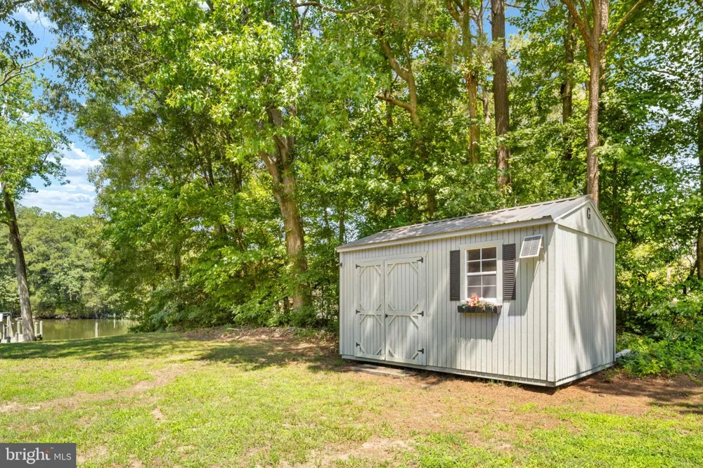279 HARBOR DRIVE Reedville, VA 22539