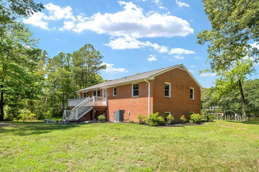279 HARBOR DRIVE Reedville, VA 22539