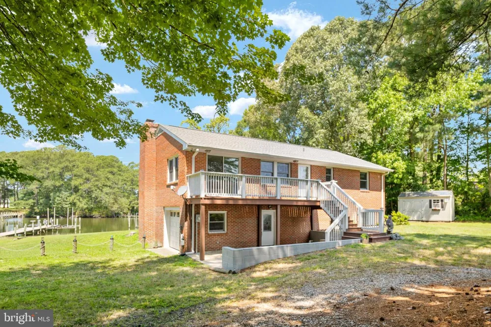 279 HARBOR DRIVE Reedville, VA 22539