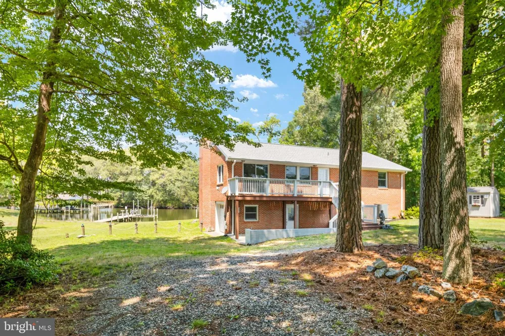 279 HARBOR DRIVE Reedville, VA 22539