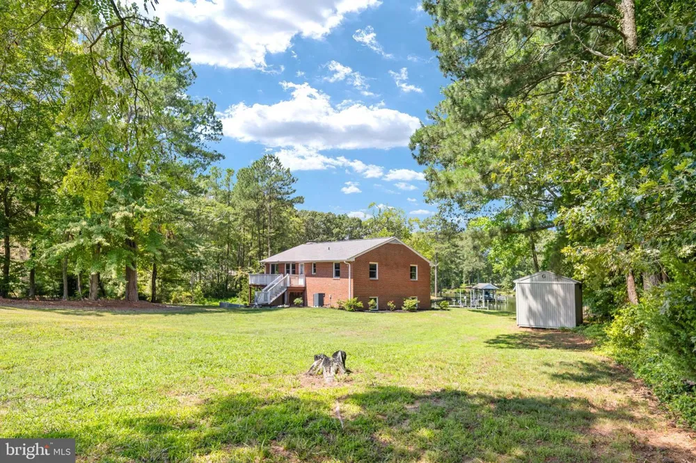 279 HARBOR DRIVE Reedville, VA 22539