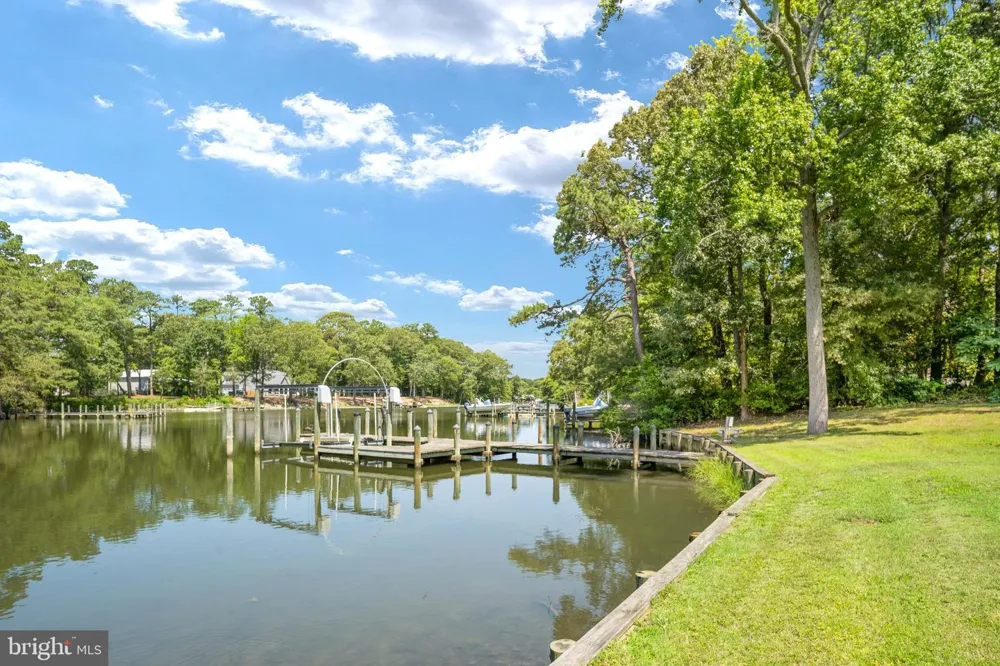 279 HARBOR DRIVE Reedville, VA 22539