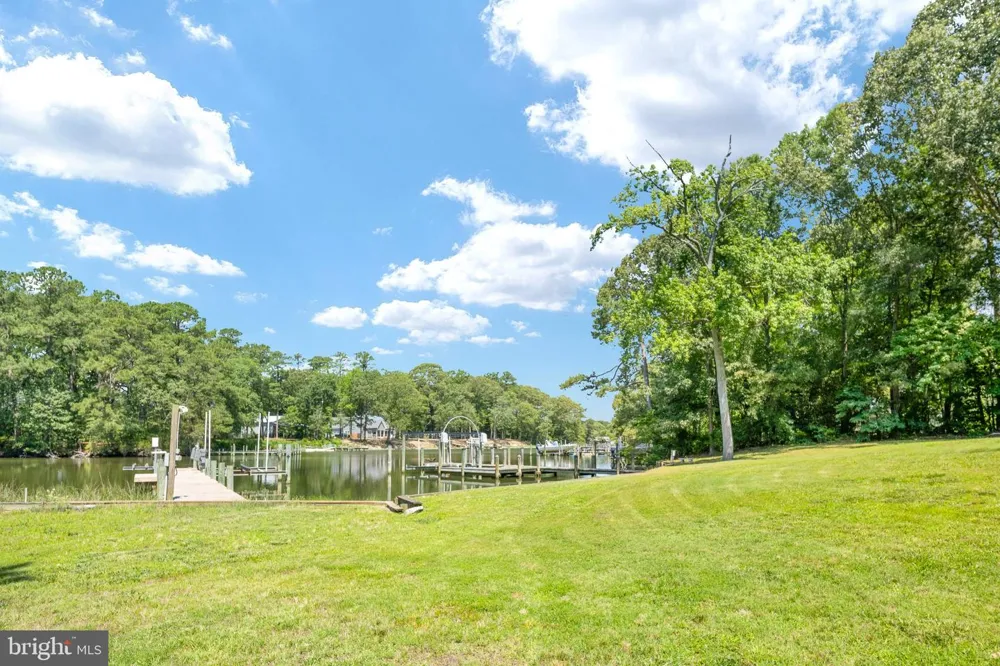279 HARBOR DRIVE Reedville, VA 22539