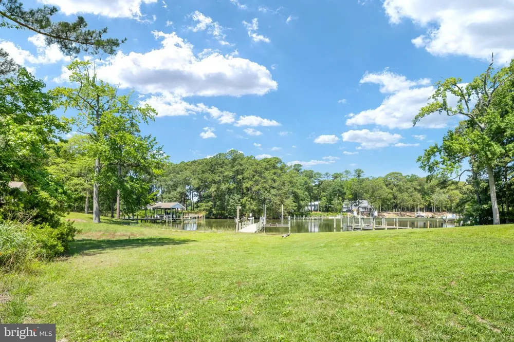 279 HARBOR DRIVE Reedville, VA 22539