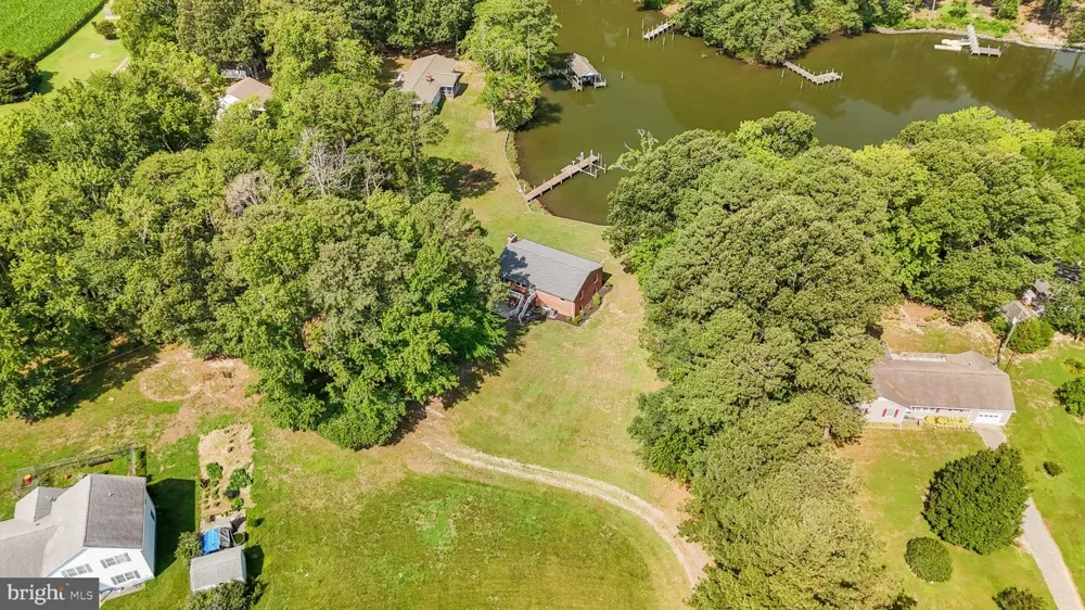 279 HARBOR DRIVE Reedville, VA 22539