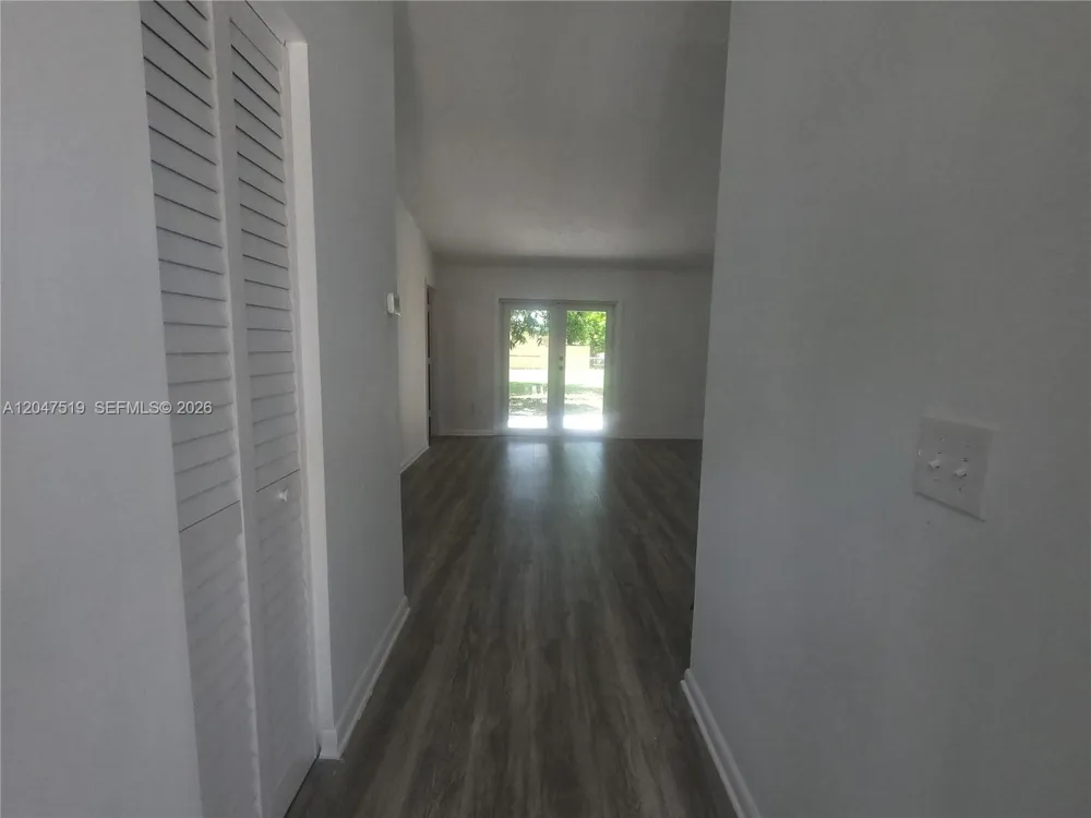 3060 NW 204th Ln Miami Gardens, FL 33056