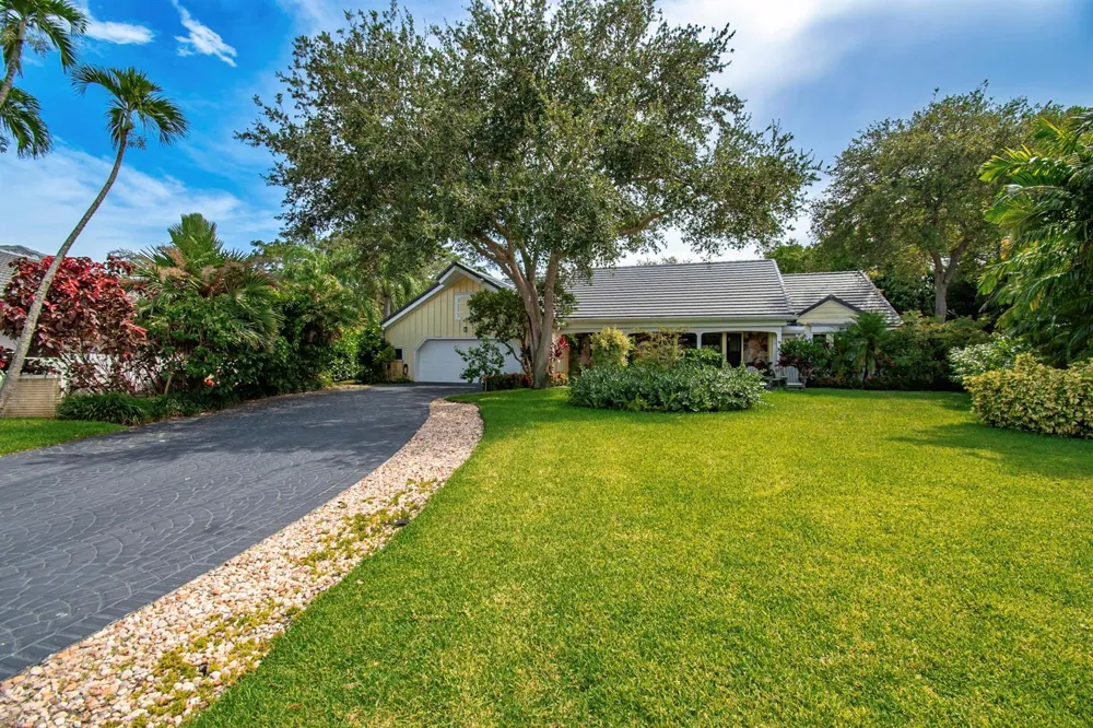 6962 S Grande Drive Boca Raton, FL 33433