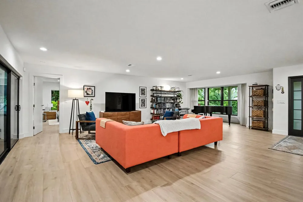 6962 S Grande Drive Boca Raton, FL 33433