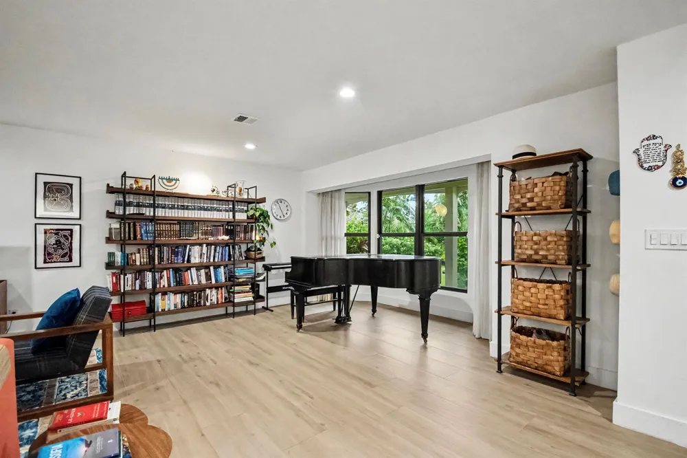 6962 S Grande Drive Boca Raton, FL 33433