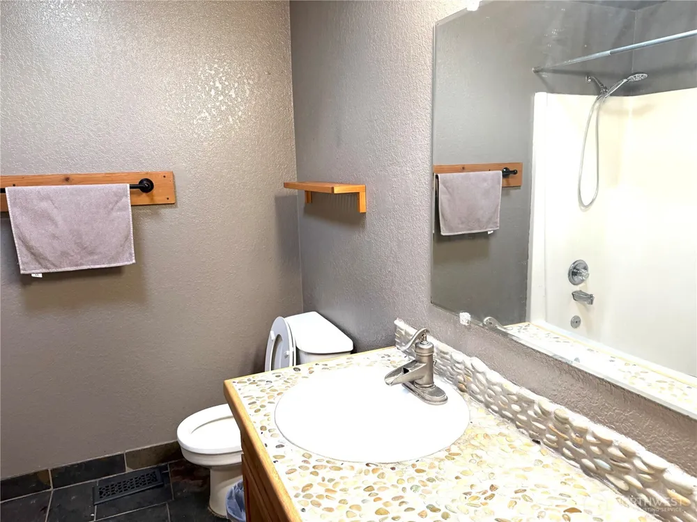 29008 50th Avenue S Auburn, WA 98001
