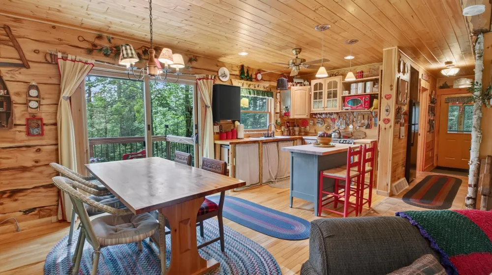 9146N Chippewa Pines Way Winter, WI 54896