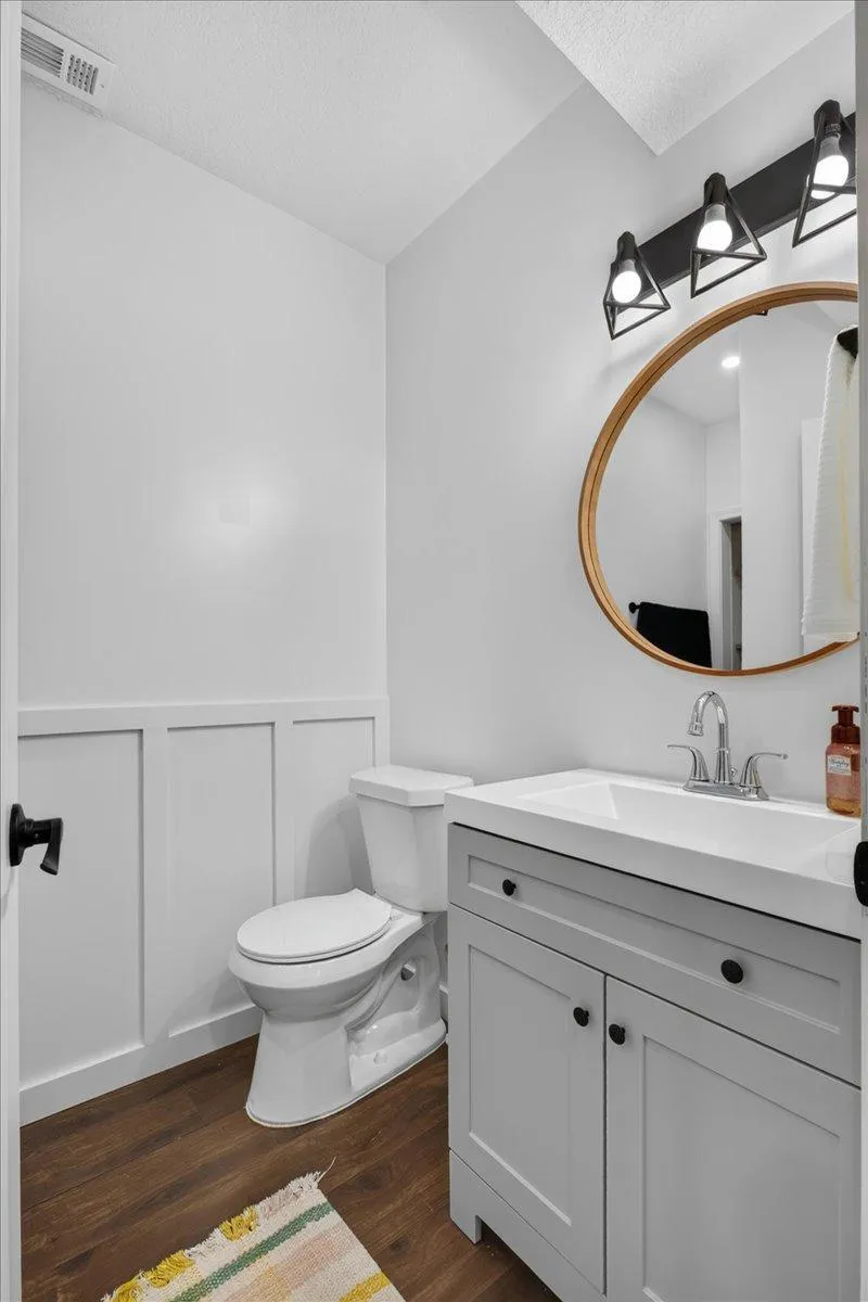 10909 Quail Avenue Champlin, MN 55316