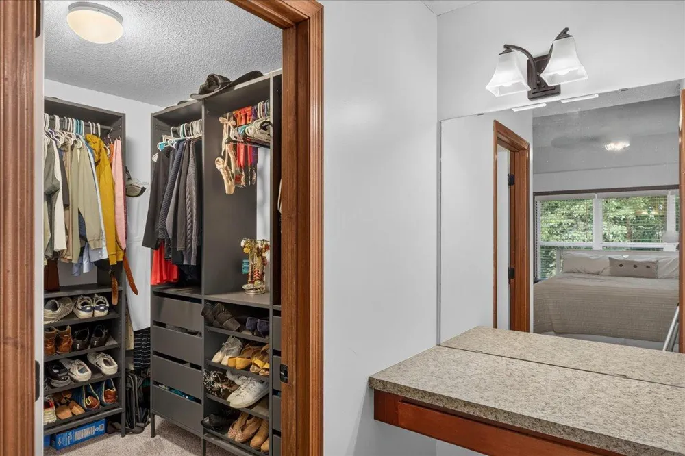10909 Quail Avenue Champlin, MN 55316