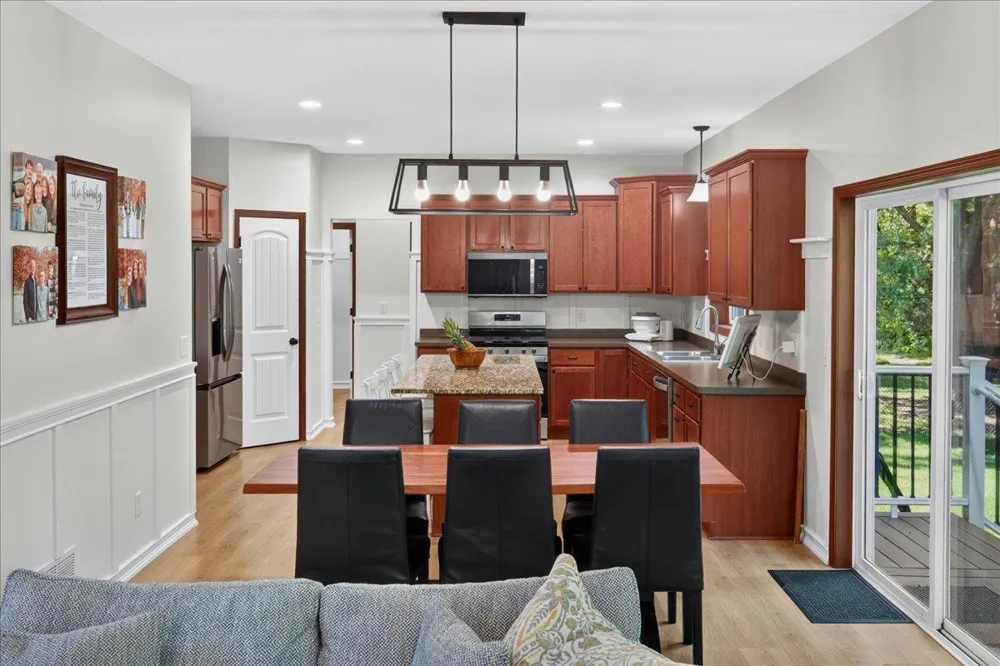 10909 Quail Avenue Champlin, MN 55316