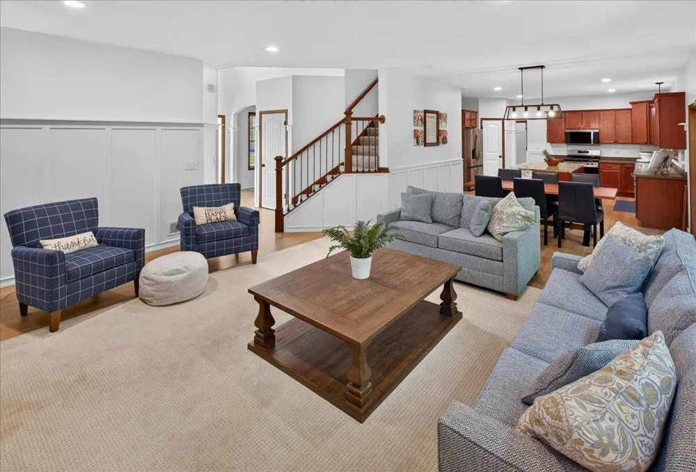 10909 Quail Avenue Champlin, MN 55316