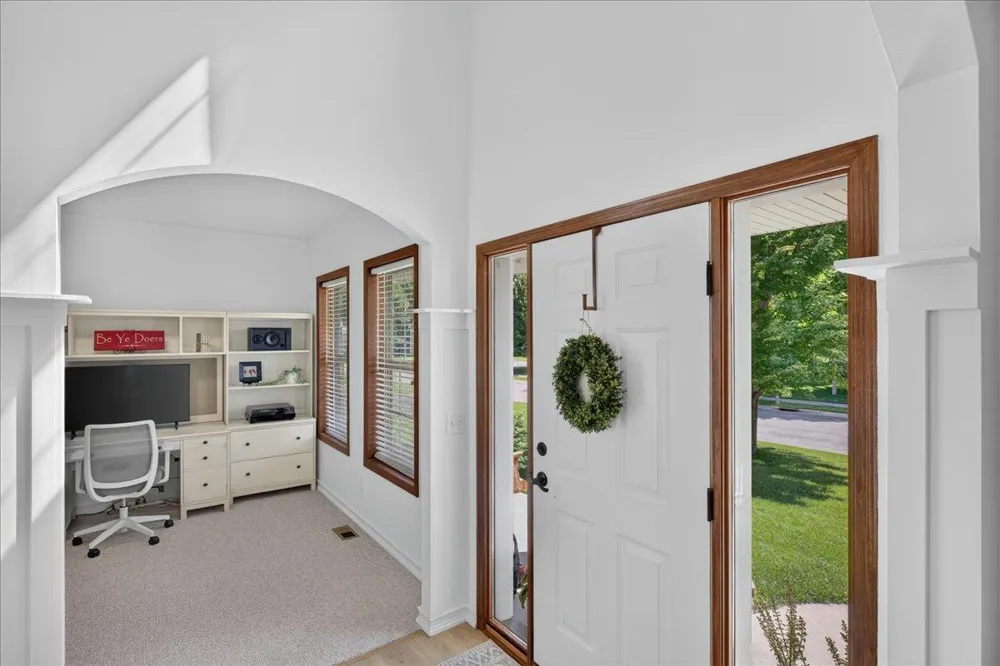 10909 Quail Avenue Champlin, MN 55316