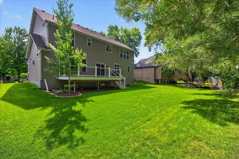 10909 Quail Avenue Champlin, MN 55316