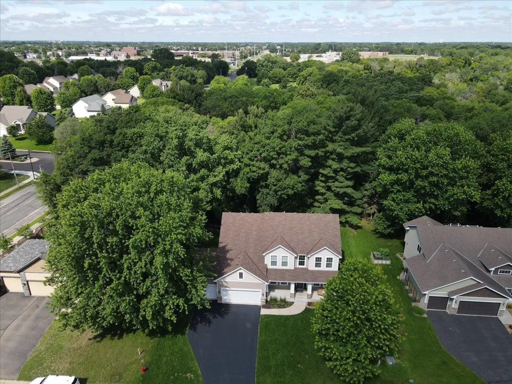 10909 Quail Avenue Champlin, MN 55316