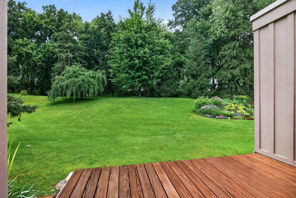 5725 Duncan Lane Edina, MN 55436