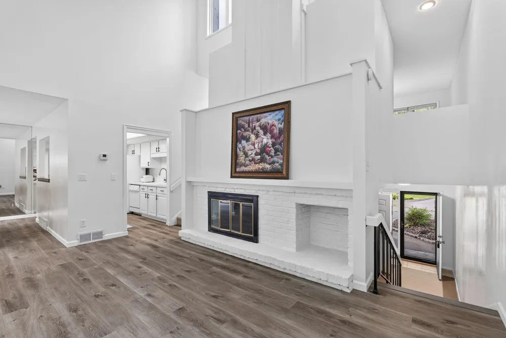 5725 Duncan Lane Edina, MN 55436