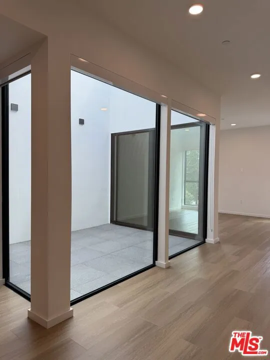 5119 Colfax Avenue #303 Valley Village, CA 91601