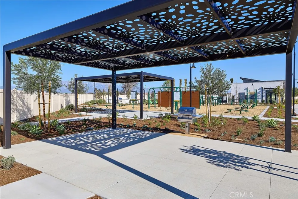 5912 Rockport Rd Eastvale, CA 92880