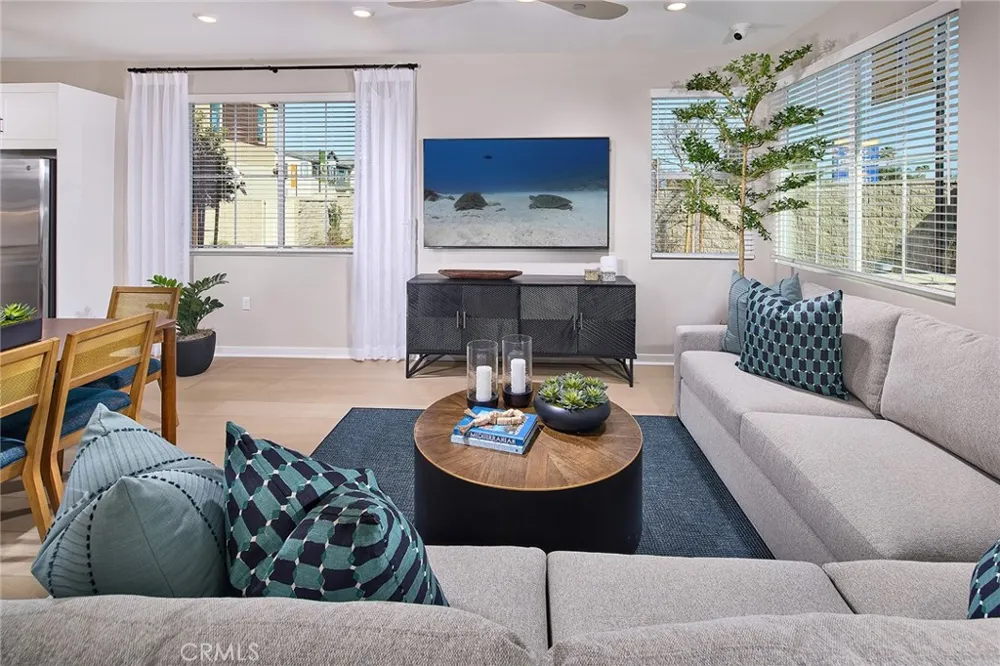 5912 Rockport Rd Eastvale, CA 92880