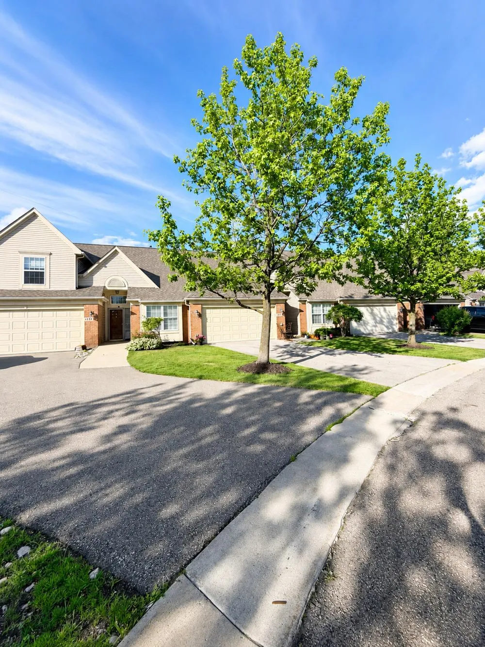 5455 Greenway Drive #70 Trenton, MI 48183