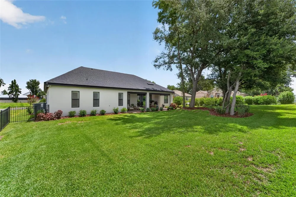 5391 CLUBHOUSE HILLS LANE Lakeland, FL 33812