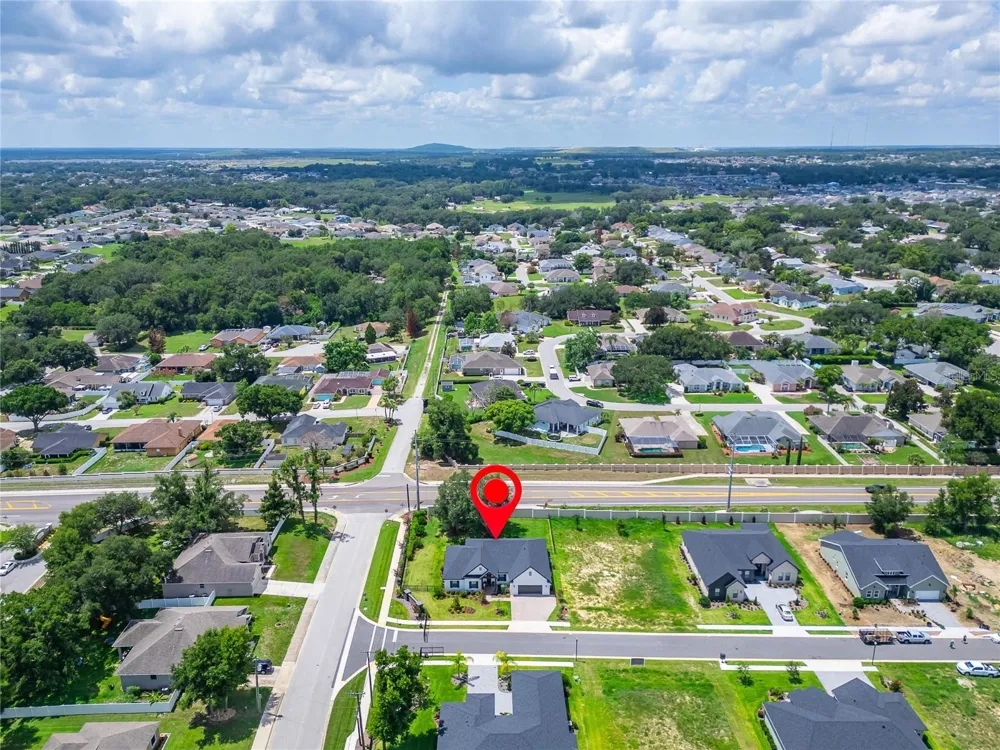 5391 CLUBHOUSE HILLS LANE Lakeland, FL 33812