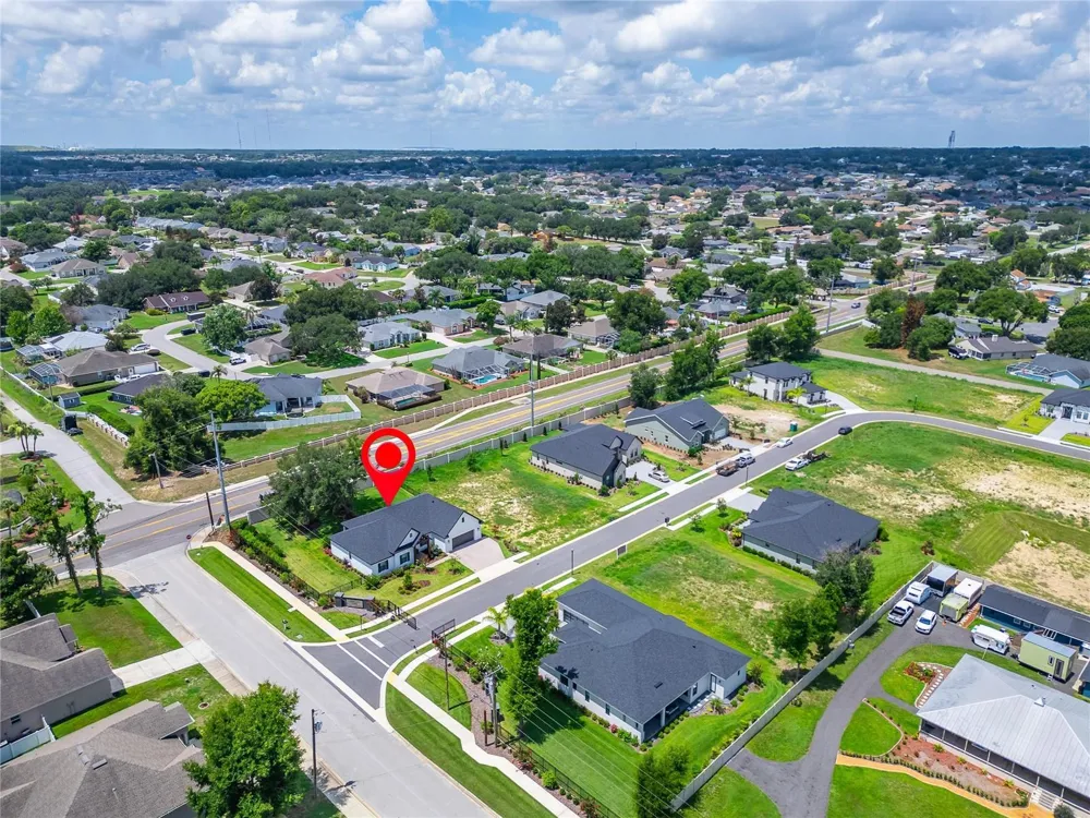 5391 CLUBHOUSE HILLS LANE Lakeland, FL 33812