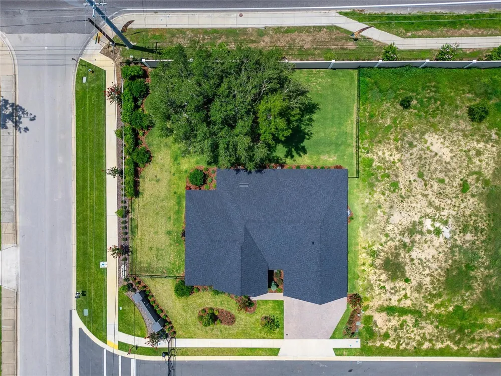 5391 CLUBHOUSE HILLS LANE Lakeland, FL 33812