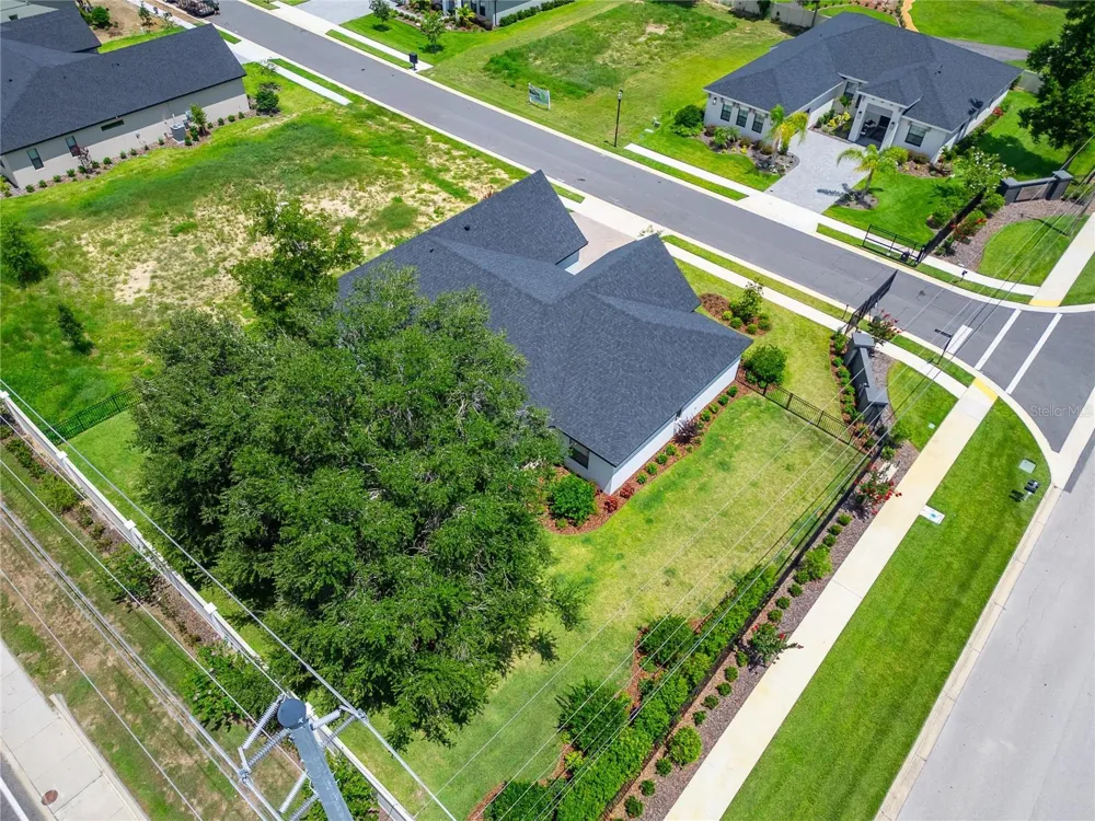 5391 CLUBHOUSE HILLS LANE Lakeland, FL 33812