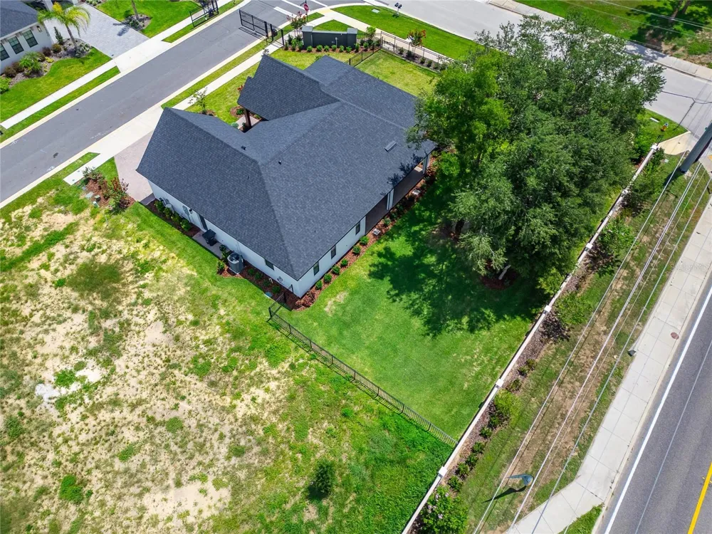 5391 CLUBHOUSE HILLS LANE Lakeland, FL 33812