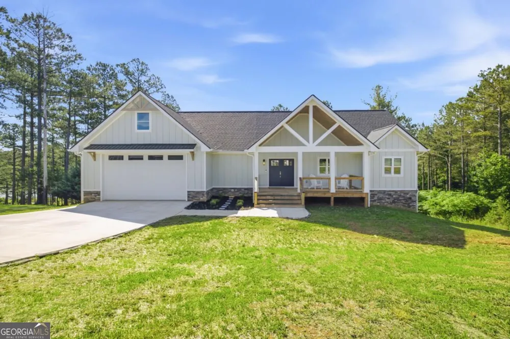 511 Sandy Lake LN Blairsville, GA 30512