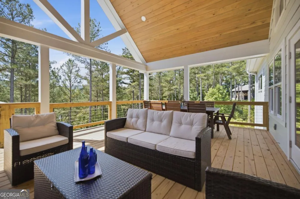 511 Sandy Lake LN Blairsville, GA 30512