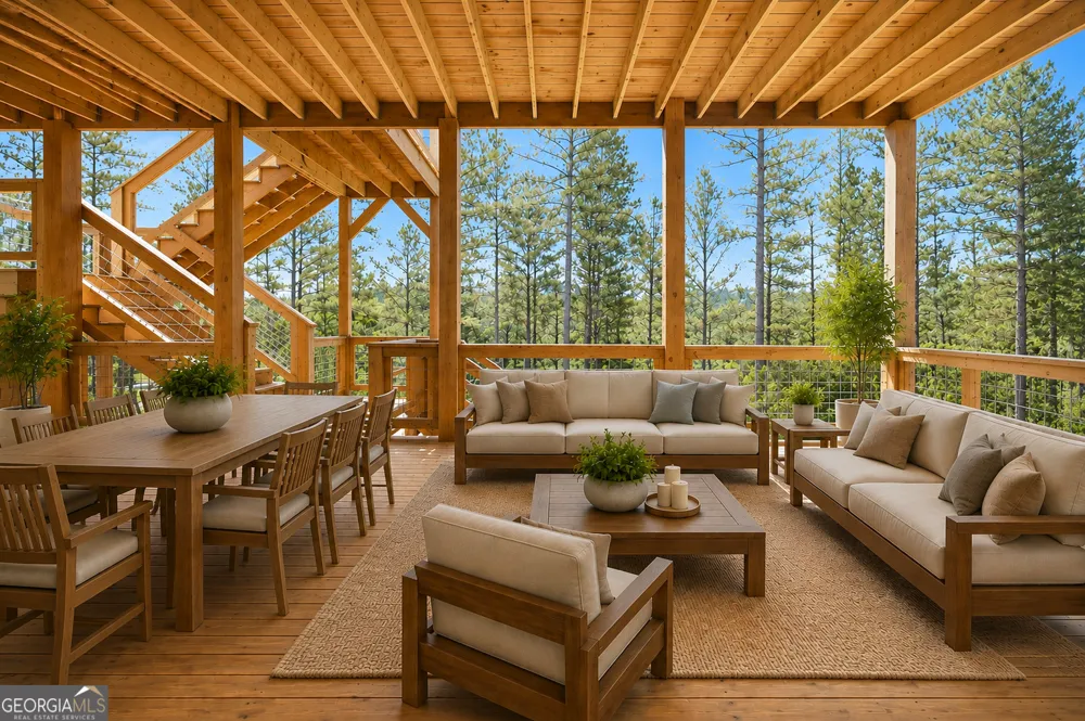 511 Sandy Lake LN Blairsville, GA 30512
