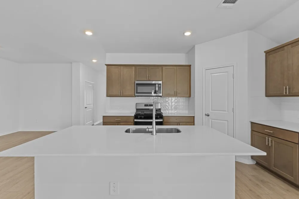 1836 Dandy Brush Drive Leander, TX 78641