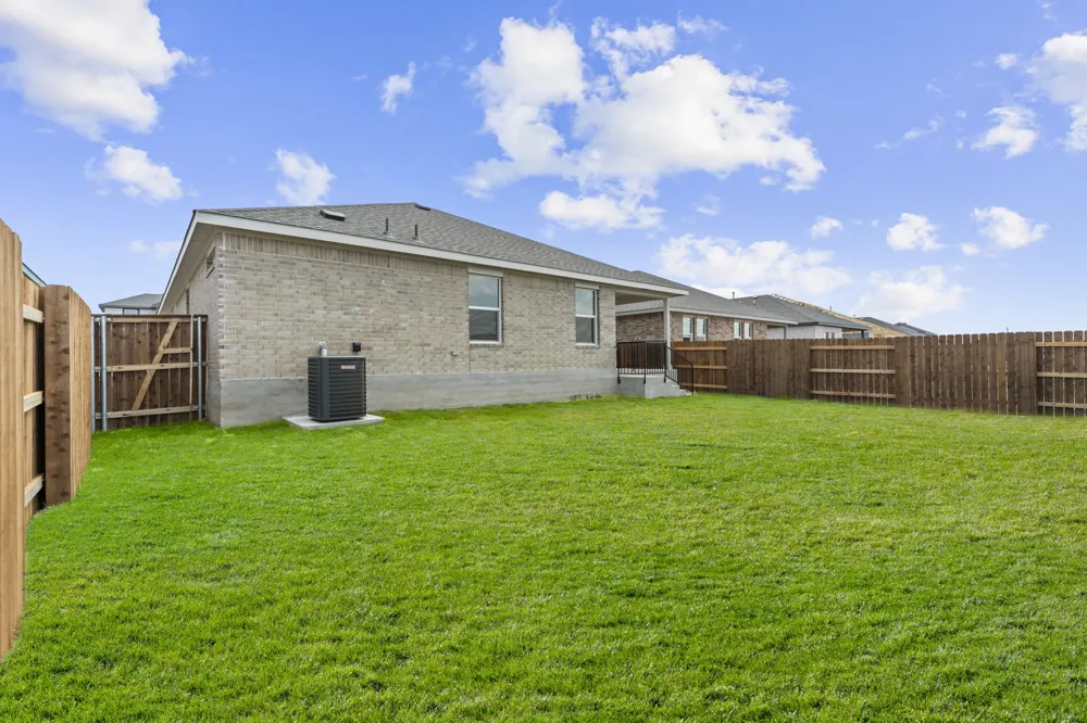 1836 Dandy Brush Drive Leander, TX 78641