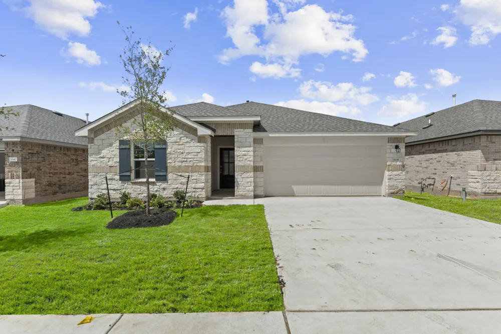 1836 Dandy Brush Drive Leander, TX 78641