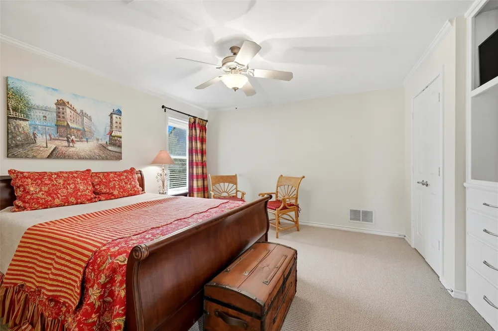 143 Blackfoot Trail Lake Kiowa, TX 76240