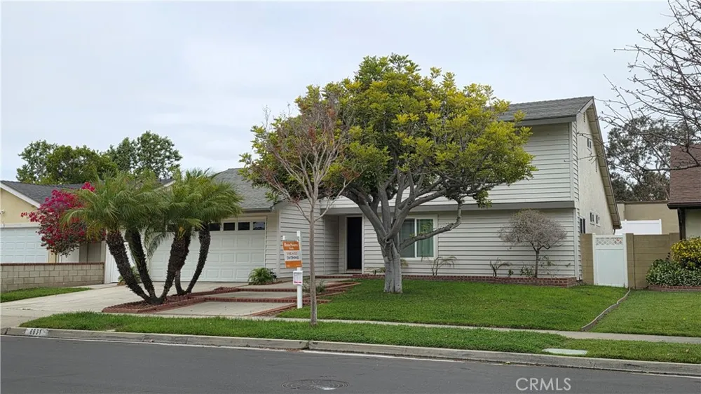 6631 Wrenfield Drive Huntington Beach, CA 92647