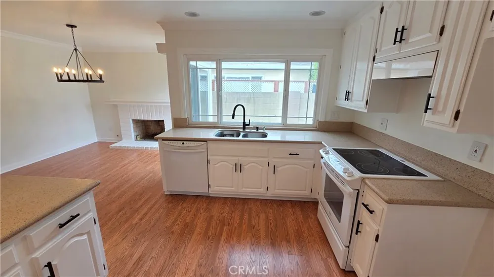 6631 Wrenfield Drive Huntington Beach, CA 92647