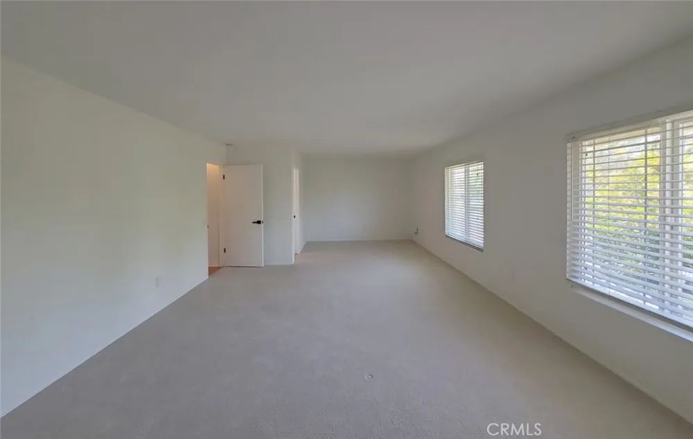 6631 Wrenfield Drive Huntington Beach, CA 92647