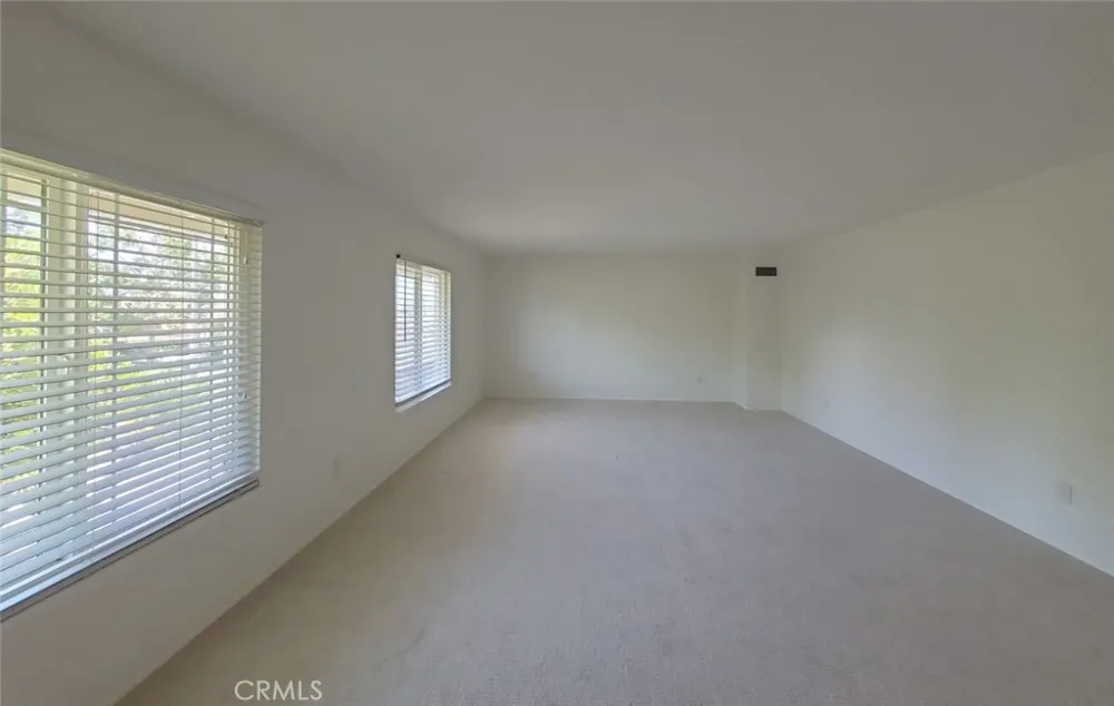 6631 Wrenfield Drive Huntington Beach, CA 92647