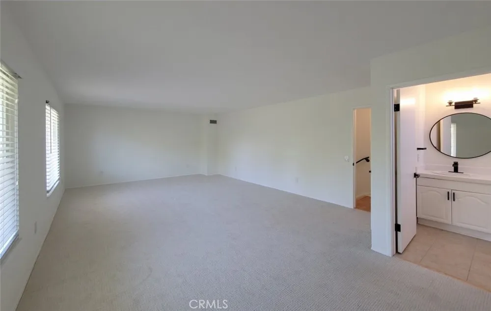 6631 Wrenfield Drive Huntington Beach, CA 92647