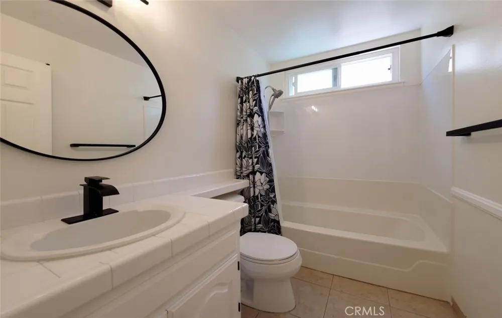 6631 Wrenfield Drive Huntington Beach, CA 92647