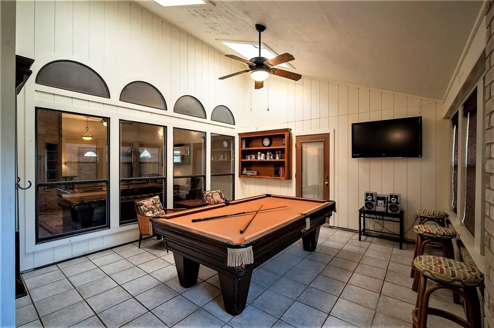 308 Sea Gate Drive Portland, TX 78374
