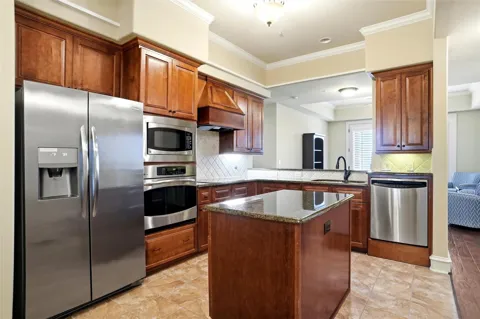 301 Watermere Drive #414